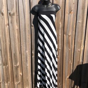 Strapless maxi dress